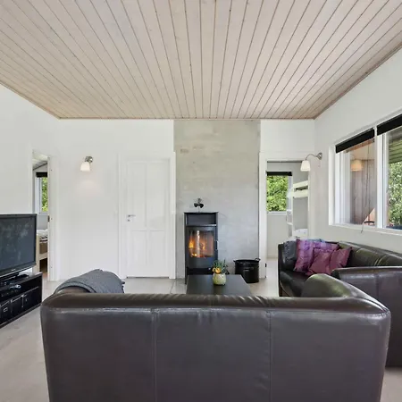 Cozy In Peaceful Surroundings *
