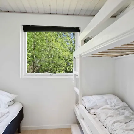 Cozy In Peaceful Surroundings Ferienhaus Hals