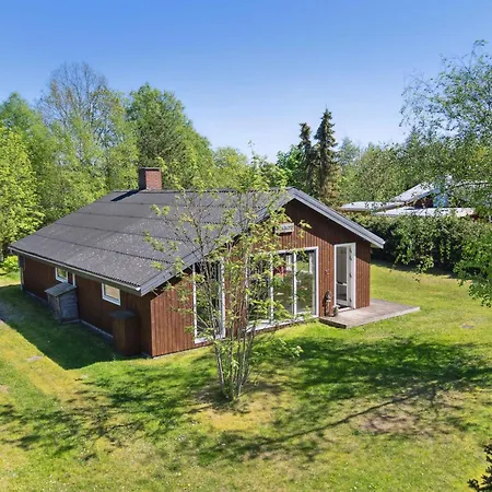 Ferienhaus Cozy In Peaceful Surroundings Hals